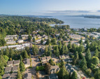 Just how close this great townhouse is to the beach and everything Juanita has to offer.