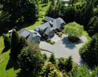 Beautiful, private grounds