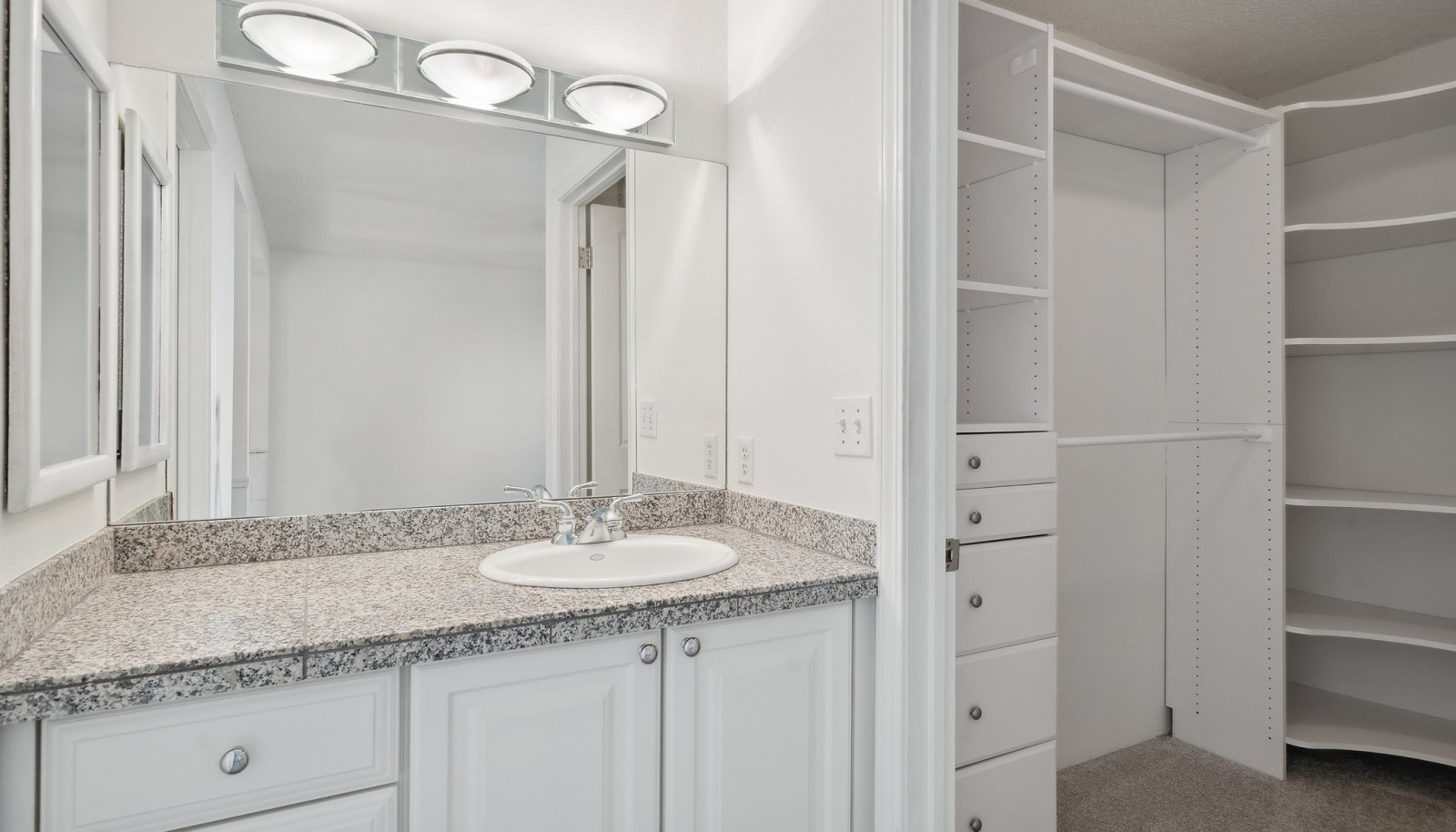 Vanity area of primary