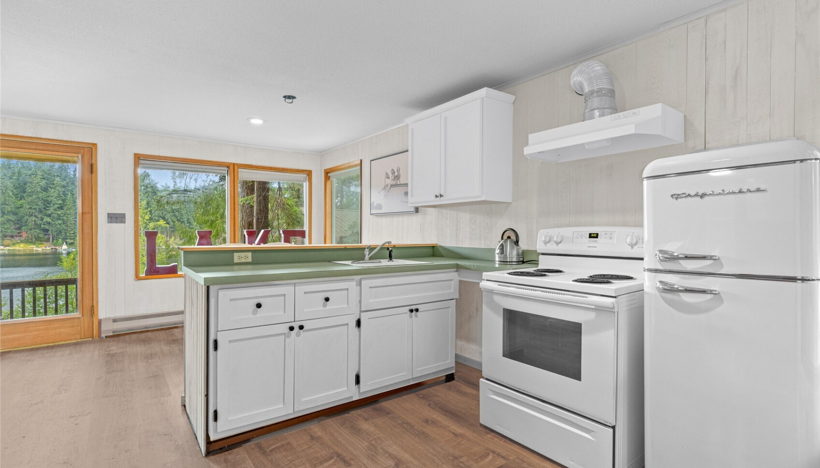 Open living - 4945 Lakeside Dr, Langley, WA 98260 Open living - 4945 Lakeside Dr, Langley, WA 98260