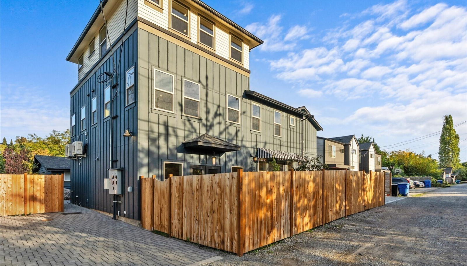 Parking will easily fit 2 cars! Parking will easily fit 2 cars!