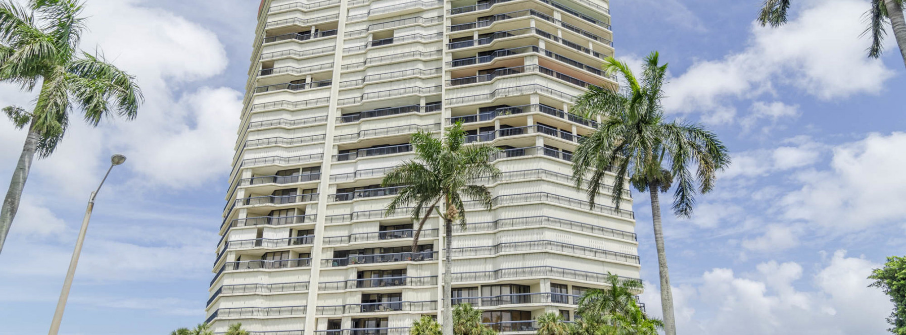 Just Listed | Captivating in The Consulate | 1900 Consulate Place #2104