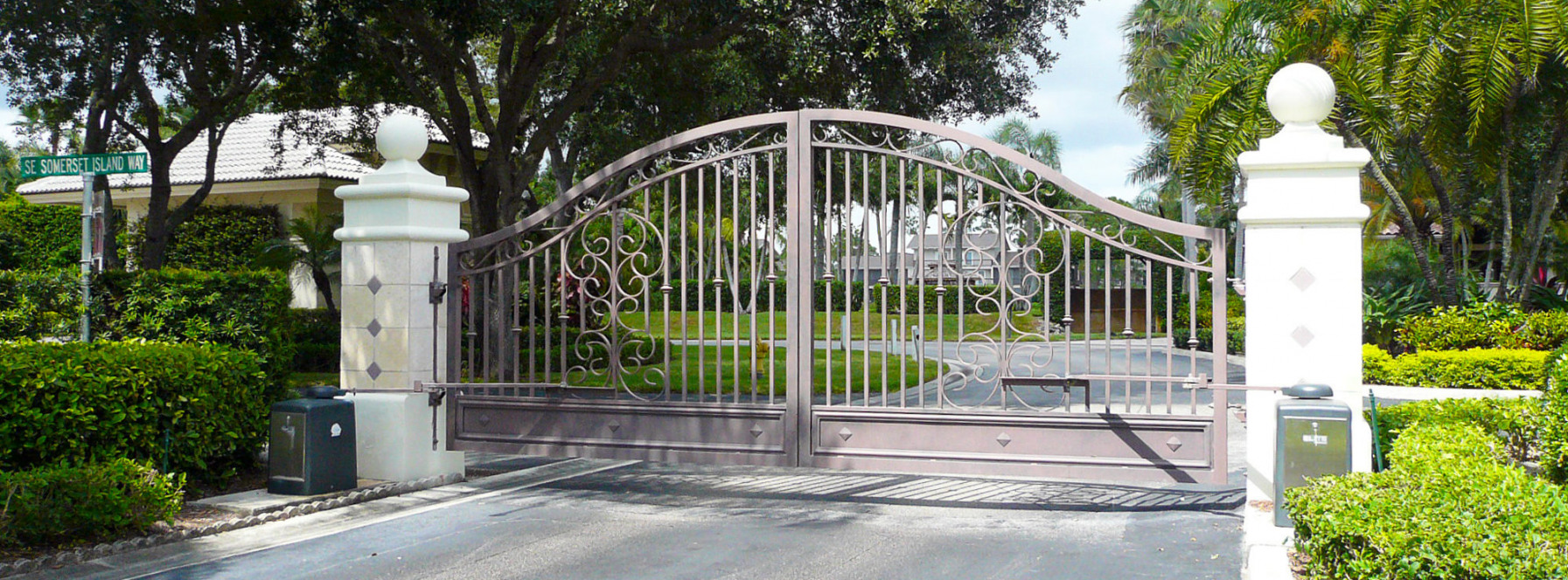 Jupiter Island Homes