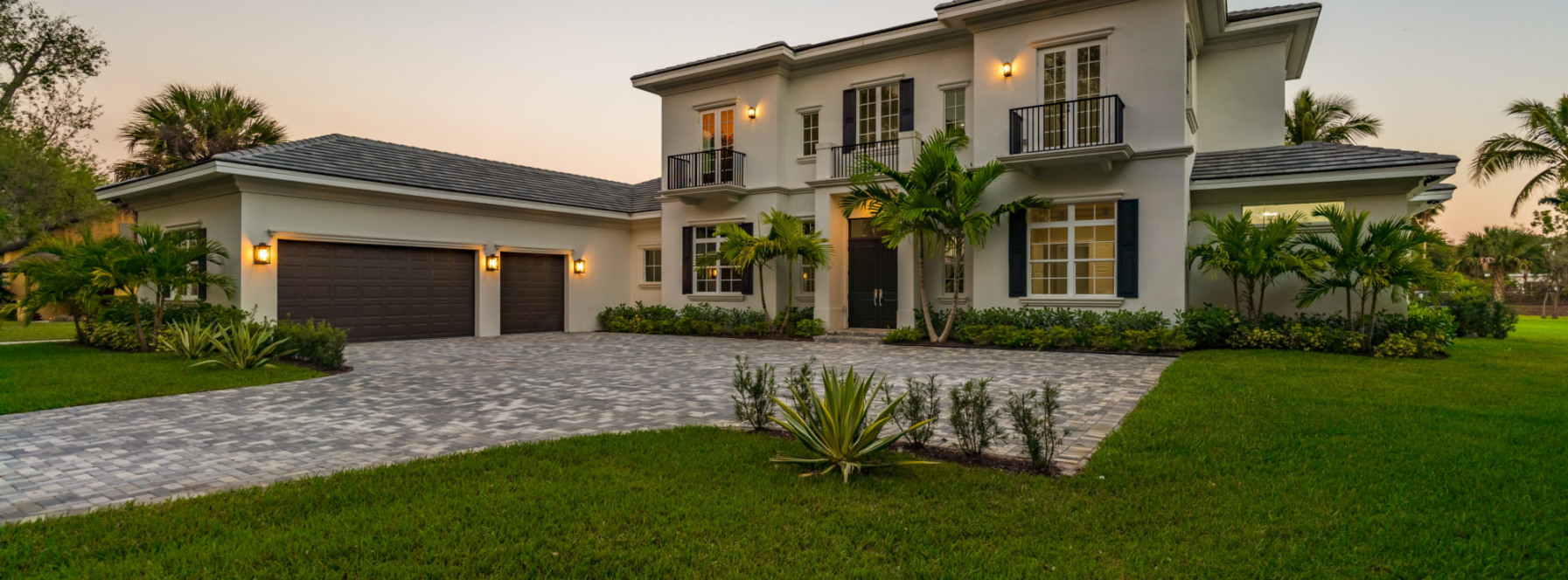 New Luxury Listing in Palm Beach Gardens!