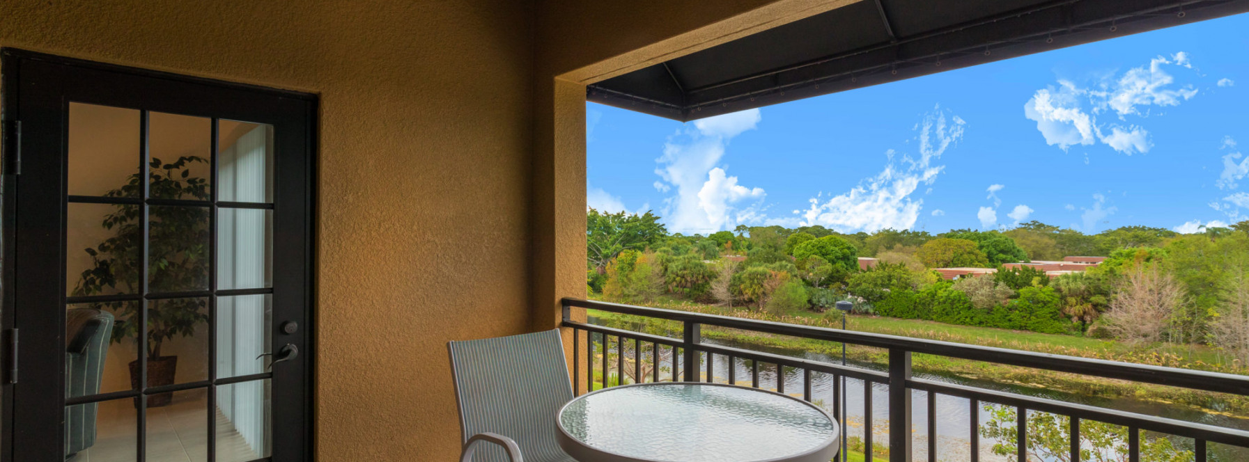 New Listing | 4903 Midtown Lane 3413 | Pretty Penthouse in Mighty Midtown