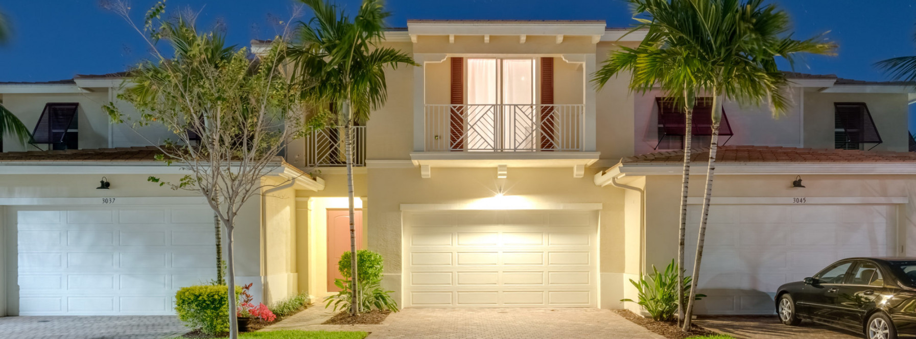 KEY WEST STYLE TOWNHOME IN PALM BEACH GARDENS !
