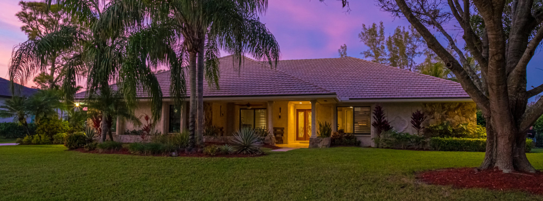 On The Market in Palm Beach Gardens!
