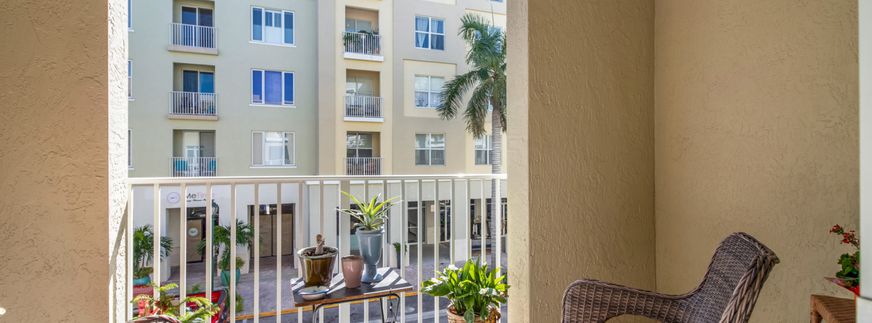 Just Listed | Adorable in Abacoa | 1203 Town Center Drive #208