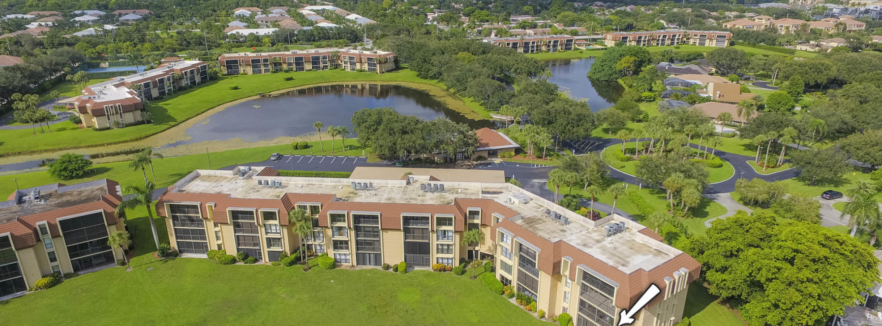 Just Listed | Wonderful in Woodland Lakes | 5350 Woodland Lakes Drive #212