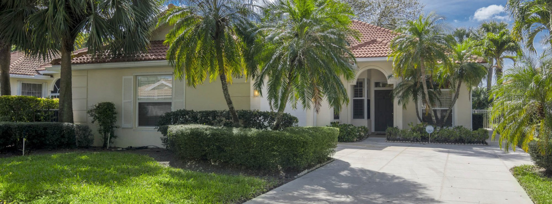 PRETTY IN PALM BEACH GARDENS! 