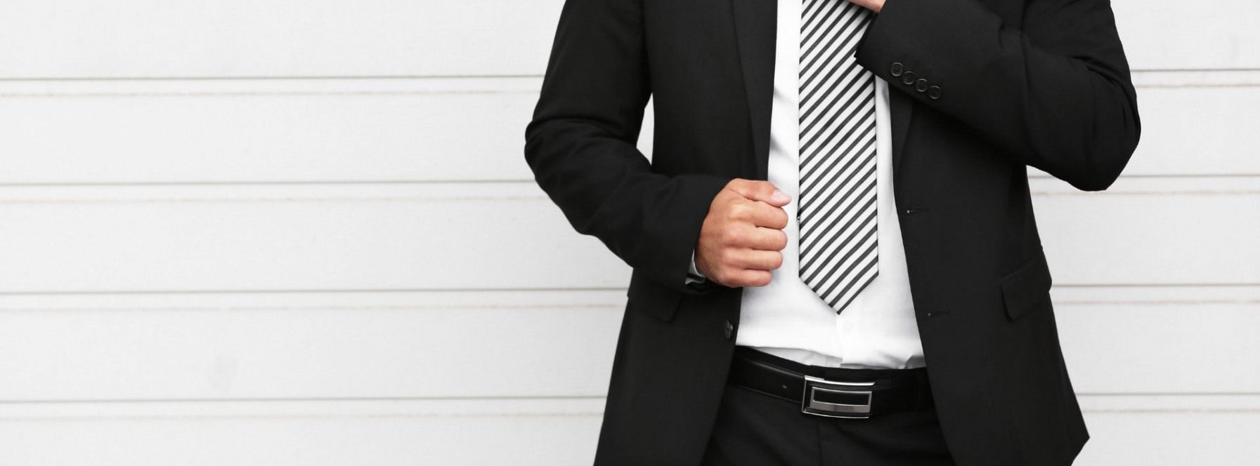 The Importance of Dress in Showings