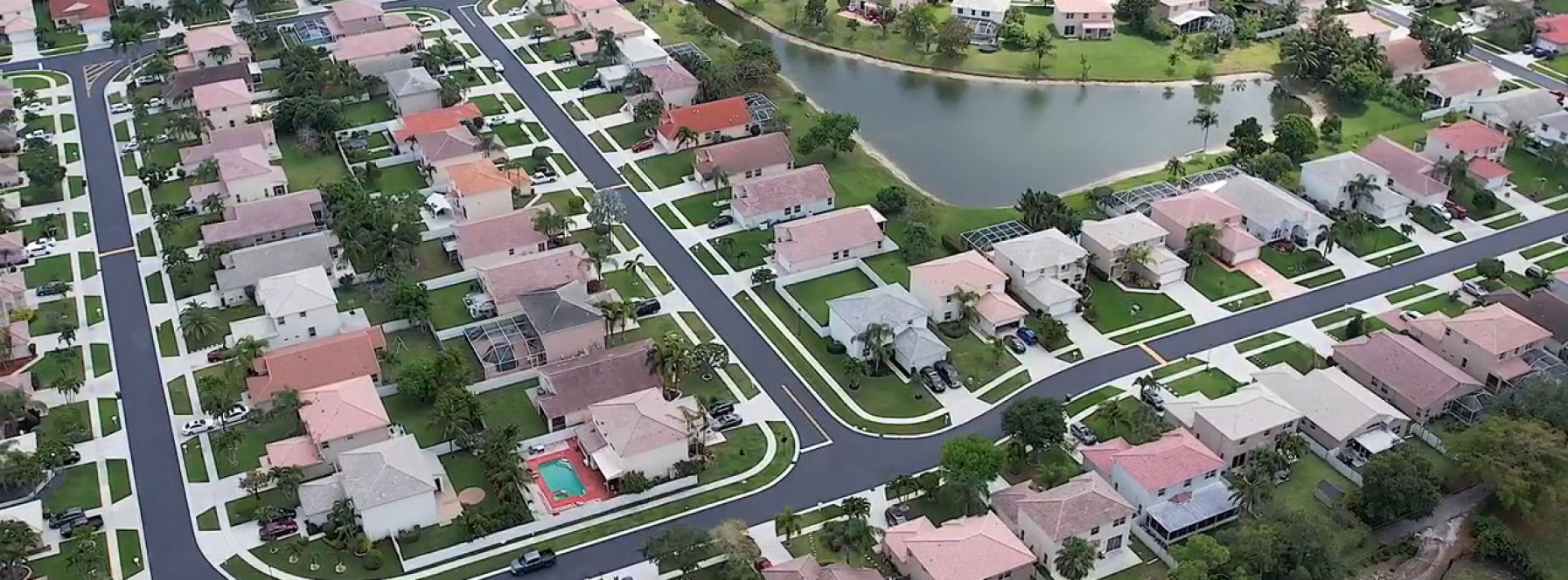 Amazing Home in Private, Gated Community in Greenacres!