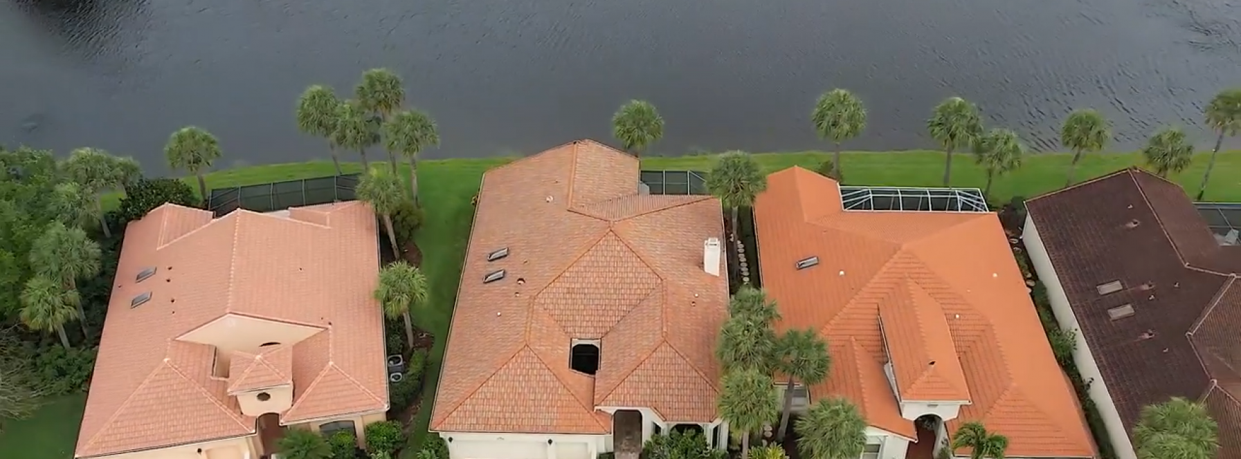 Beautiful Waterfront Views in Jonathan’s Landing Golf Club!