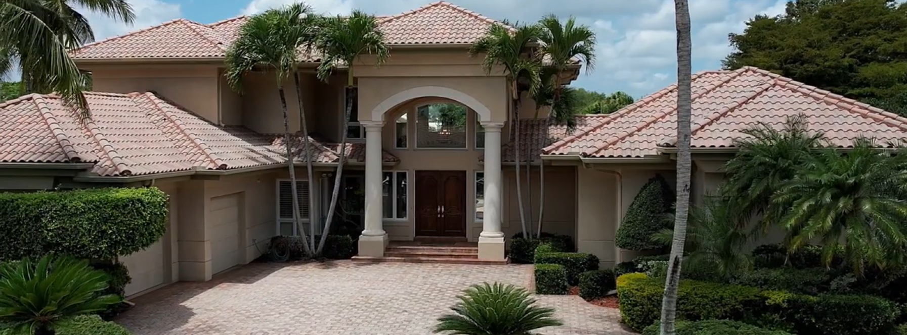 Luxury Estate Nestled within PGA National!