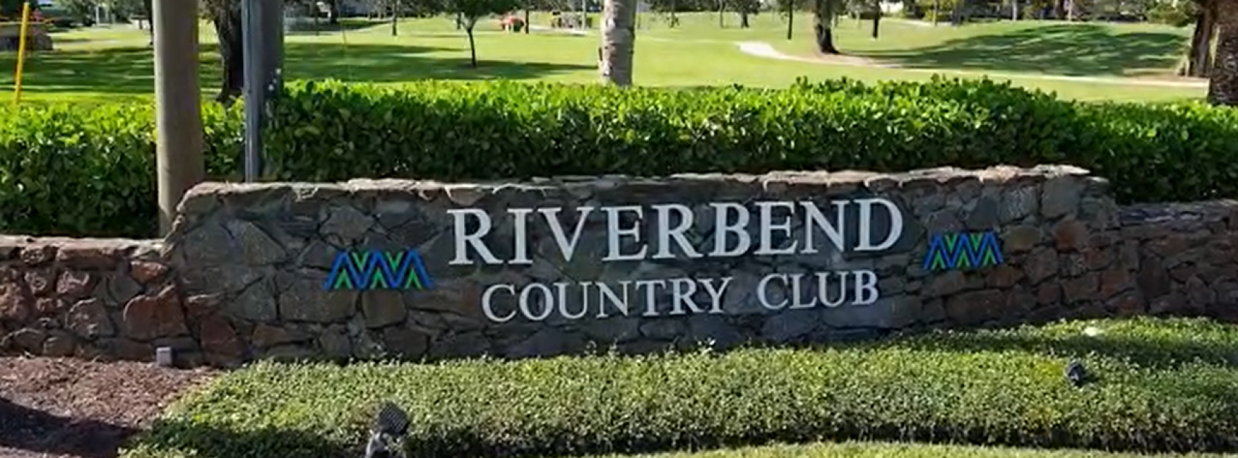 Mesmerizing Riverfront Views in Riverbend Country Club!