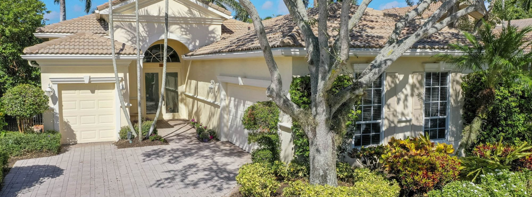 Just Listed | 15 Laguna Court
