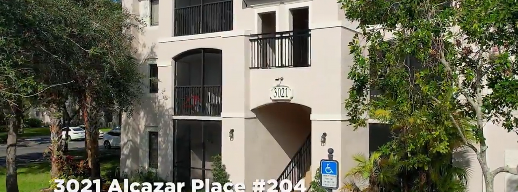 Cozy & Relaxing Condo in the Heart of Downtown Palm Beach Gardens!