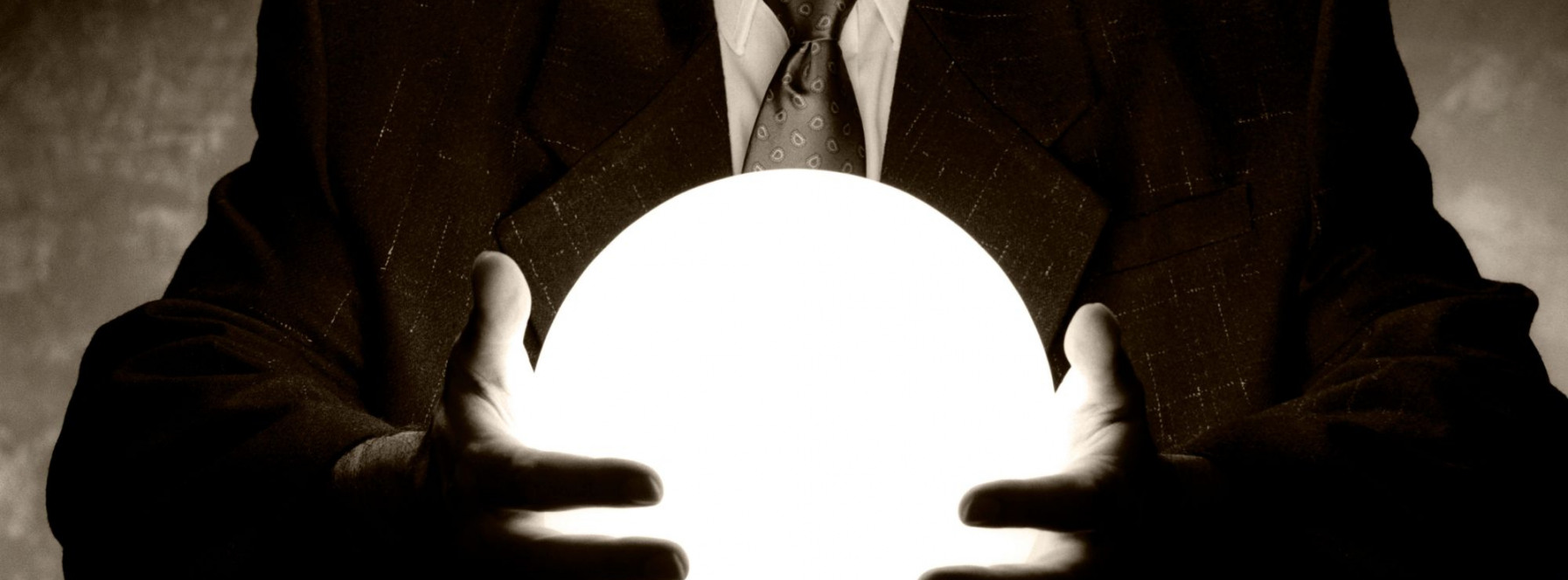 Real Estate Crystal Ball 2024 – The Ross and Rachel Market