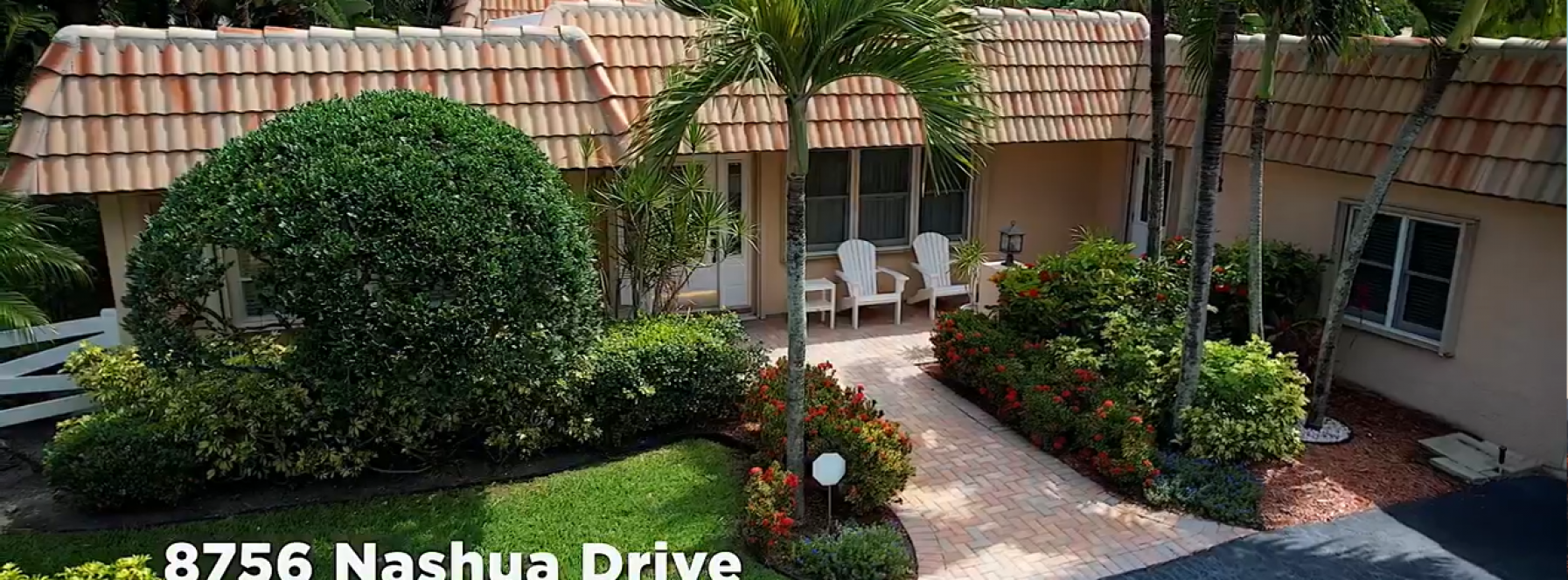 Country Living within Palm Beach Gardens City limits on 1.39 Acres!