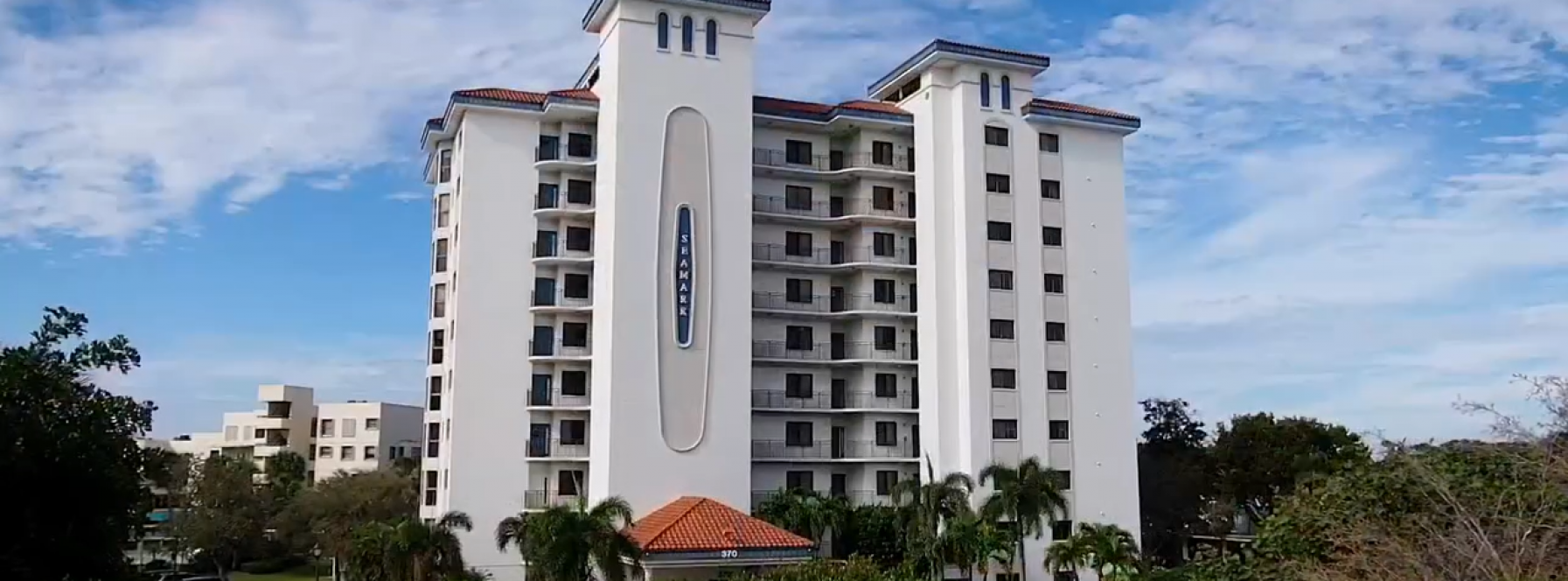 Enjoy Intracoastal Views from this Spacious North Palm Beach Condo!