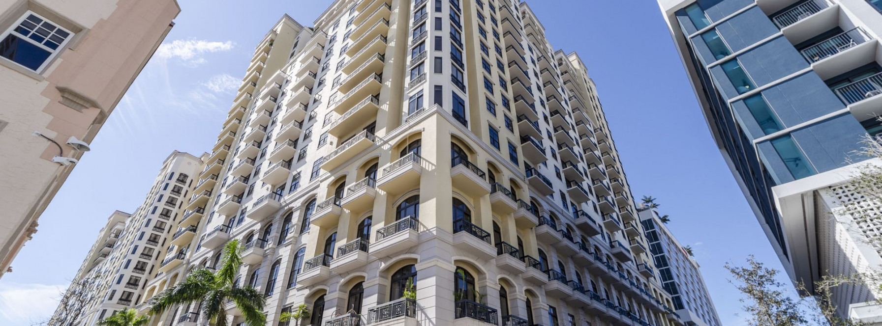 Just Listed | 701 S Olive Avenue #714