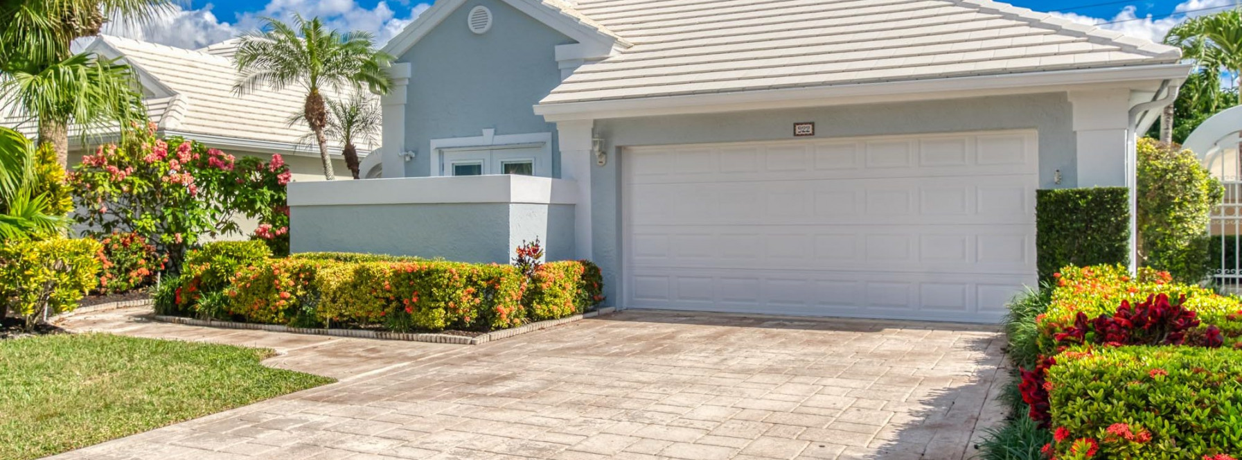 Just Listed | 922 Dickens Place