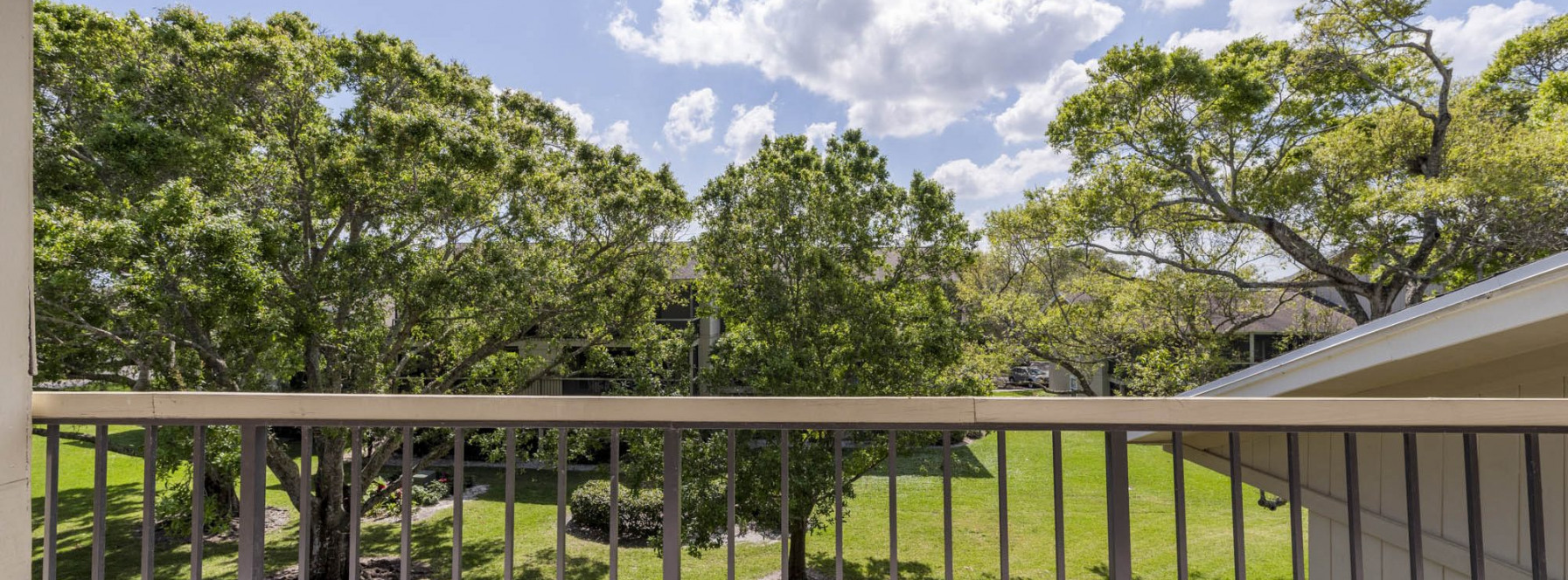 Just Listed | 18450 SE Wood Haven Lane #K