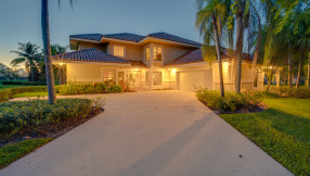 STUNNING PRESERVE VIEWS IN PGA NATIONAL!