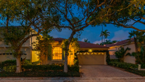 New Listing | 15 Via Aurelia | Pretty PGA Home or Dreamy Italian Villa?