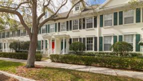 New Listing | 233 Murray Court | Totally Charming in Charleston Court
