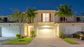 KEY WEST STYLE TOWNHOME IN PALM BEACH GARDENS !