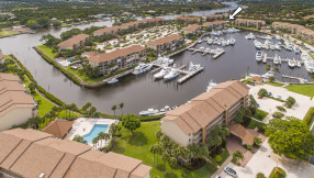Feel the 𝙅𝙊𝙔 of Home ECHOnomics in the Marina at the Bluffs!