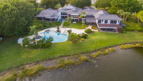 See the 𝘽𝙀𝘼𝙐𝙏𝙔 of Home ECHOnomics in Breakers West!