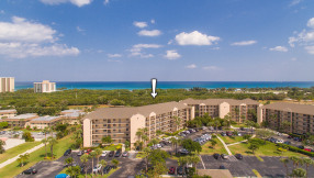 Just Listed | Beautiful in Jupiter Bay | 275 Palm Avenue #C-105