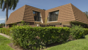 Just Listed | Jupiter Plantation Perfection | 825 Center Street #10b