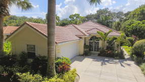 Just Listed | Opulent in Oaks East | 219 E Tall Oaks Circle
