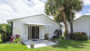Just Listed | Marvelous in Meridian Park | 3104 N Meridian Way 3