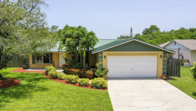 Just Listed | 708 S Pennock Lane