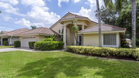 Just Listed | 1067 Egret Circle N