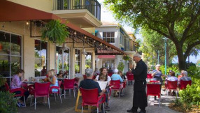 A Delicious Breakfast at the Prosecco Café – Restaurant Review