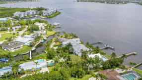 Just Listed | 2033 SW Mockingbird Lane