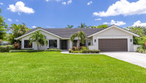 Just Listed | 21370 Sweetwater Lane N