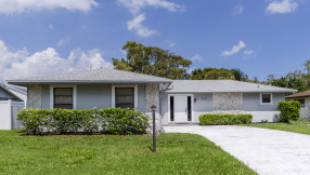 Just Listed | 2608 Doral Way
