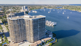 Just Listed | 100 Lakeshore Drive #456