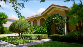 Ultra Private Backyard Outdoor Oasis with Heated Pool & Waterfalls in Paseos in Jupiter