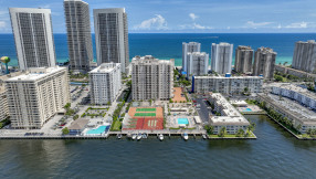 Just Listed | 1865 S Ocean Drive #3m