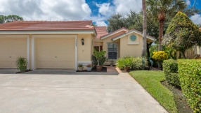 Just Listed | 1369 SW Greens Pointe Way