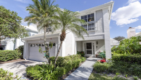 Just Listed | 41 Windsor Lane