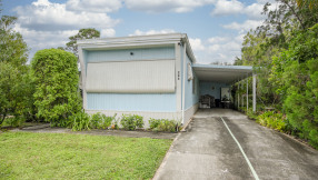 Just Listed | 266 SE Trafalgar Terrace