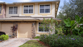 Just Listed | 5447 SE Moseley Drive